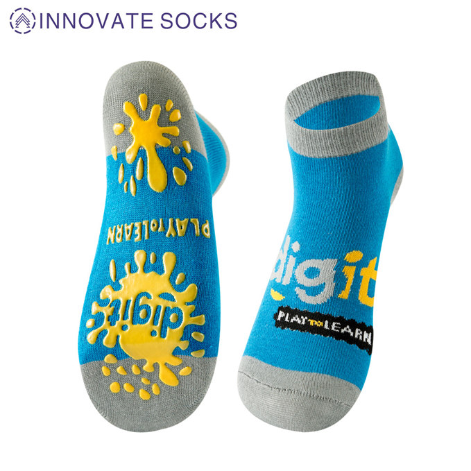 Custom Design Grip Socks Cotton Trampoline Park Bounce Non Slip Jump Sock -  China Trampoline Socks and Anti-Slip Socks price